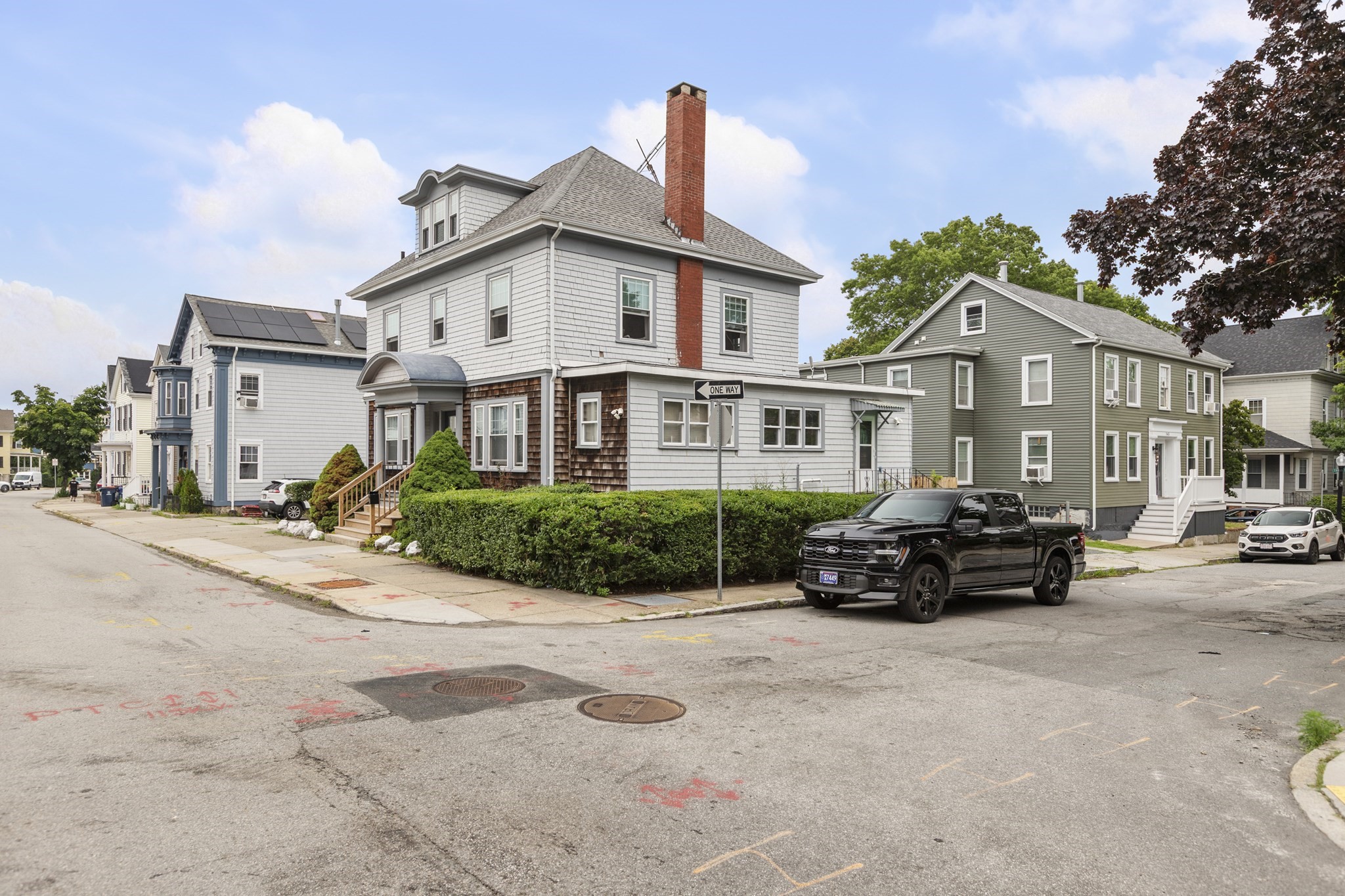 596 County St Property Photo 3
