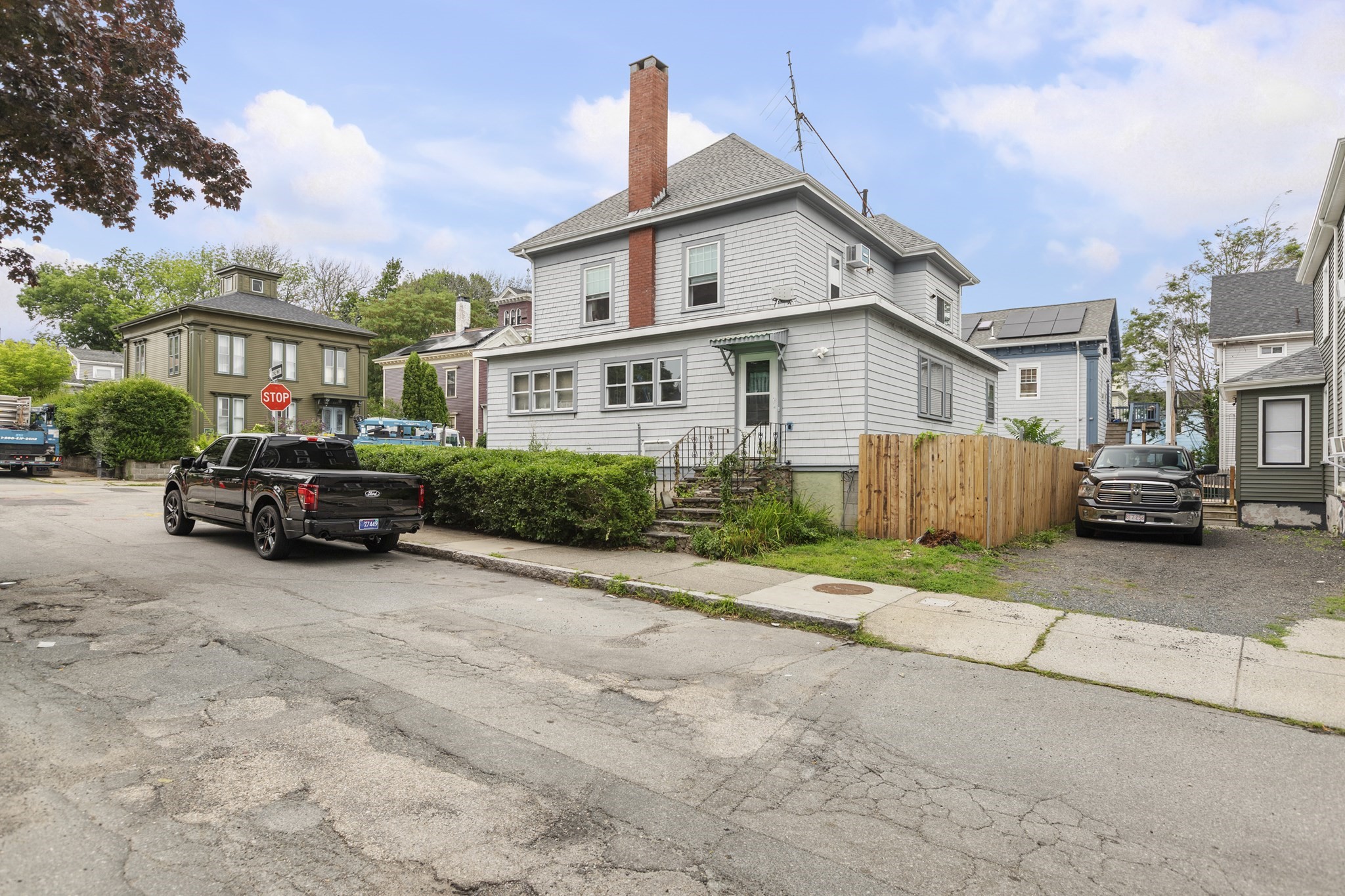 596 County St Property Photo 4
