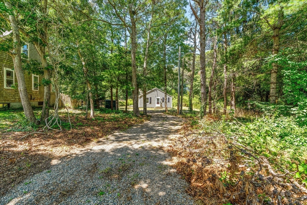 153 Dunns Pond Rd Property Photo 3