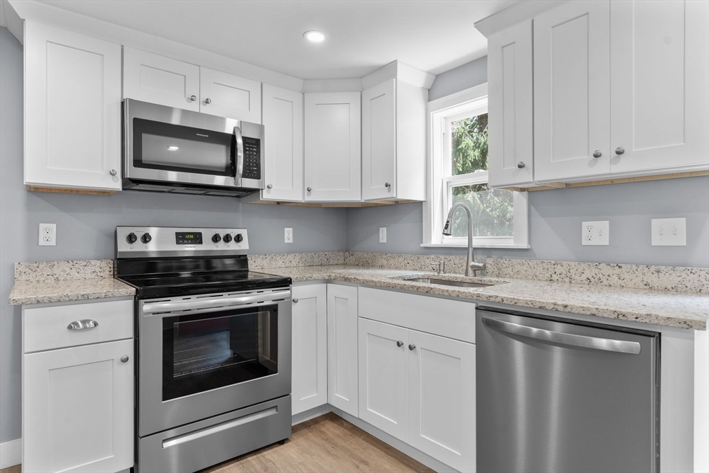 153 Dunns Pond Rd Property Photo 6