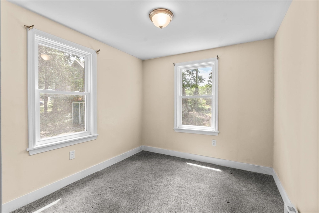 153 Dunns Pond Rd Property Photo 17