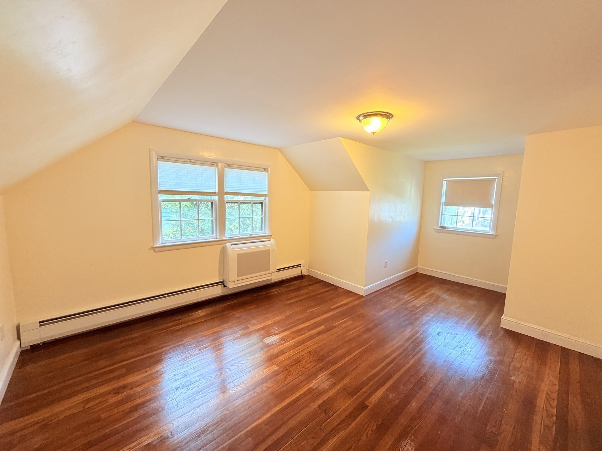 26 Pearl St Property Photo 1