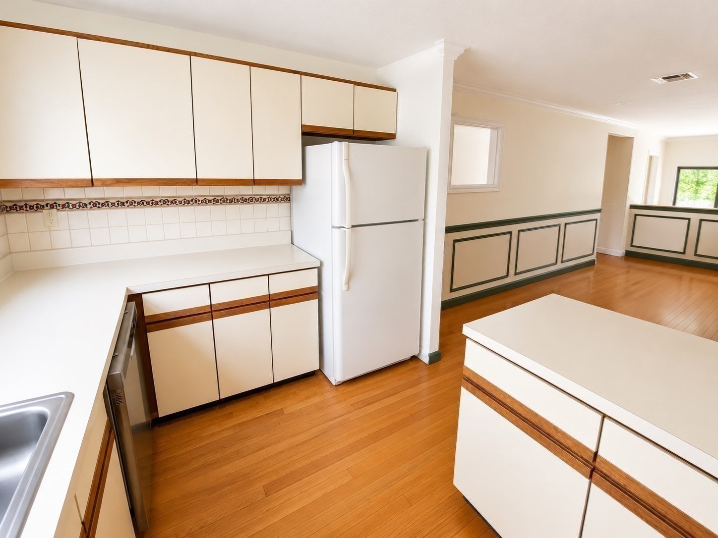 85 Brainerd Rd # 3 Property Photo 11
