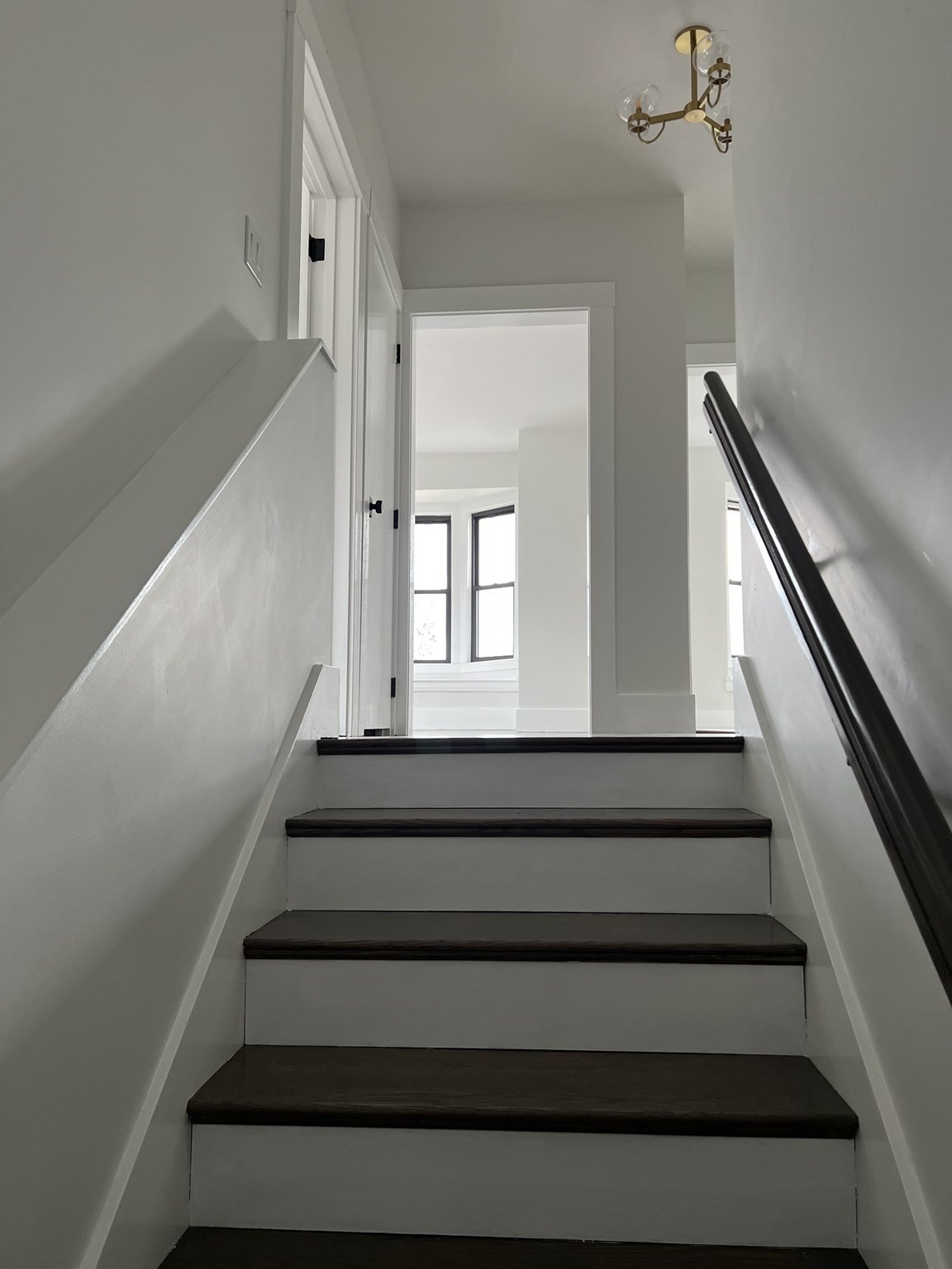 12 Eaton Ct. # 2 Property Photo 2