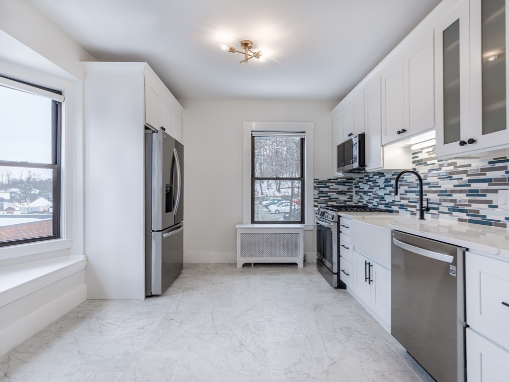 12 Eaton Ct. # 2 Property Photo 7