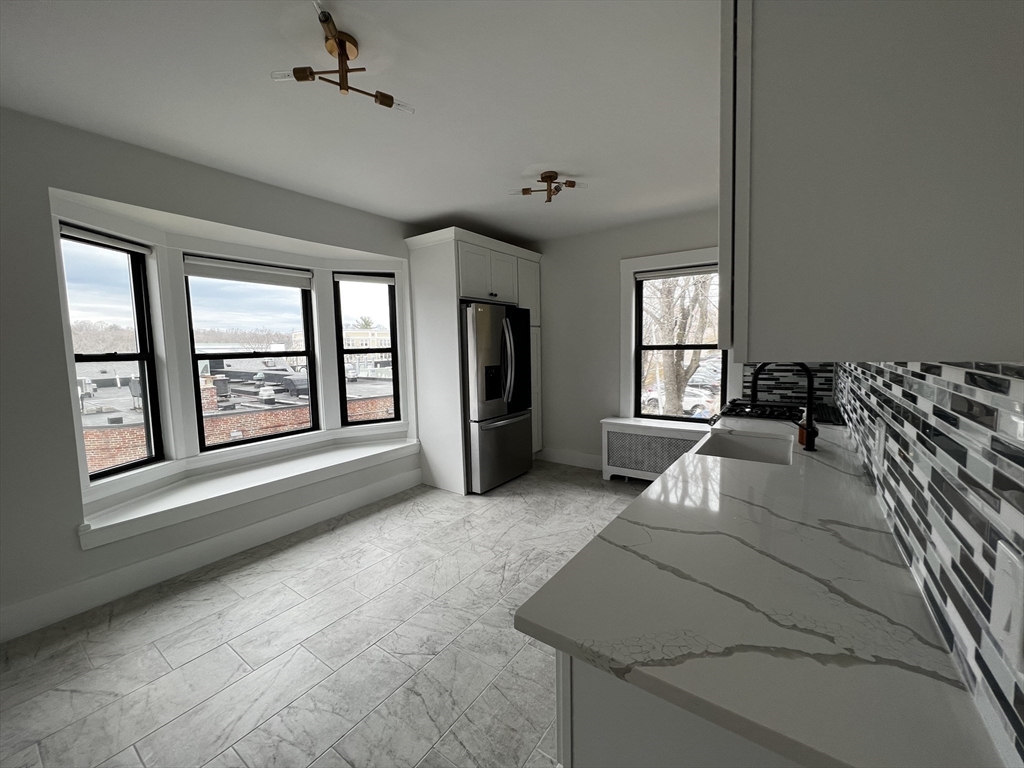 12 Eaton Ct. # 2 Property Photo 8