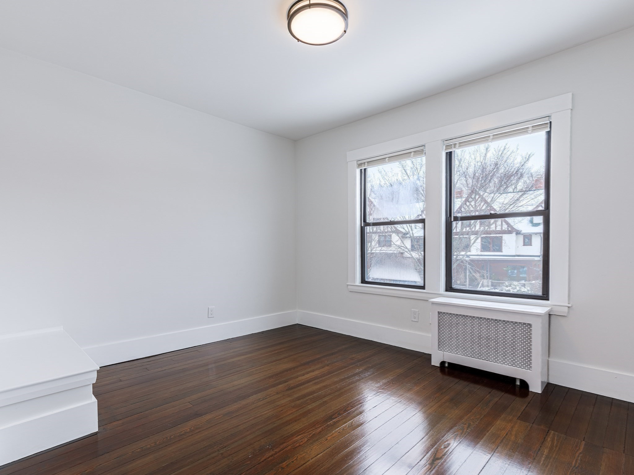 12 Eaton Ct. # 2 Property Photo 11