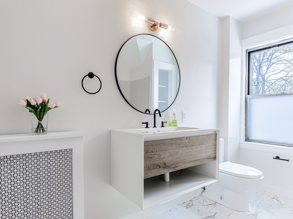 12 Eaton Ct. # 2 Property Photo 13