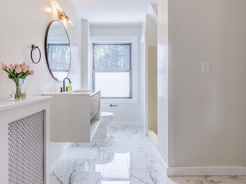 12 Eaton Ct. # 2 Property Photo 18