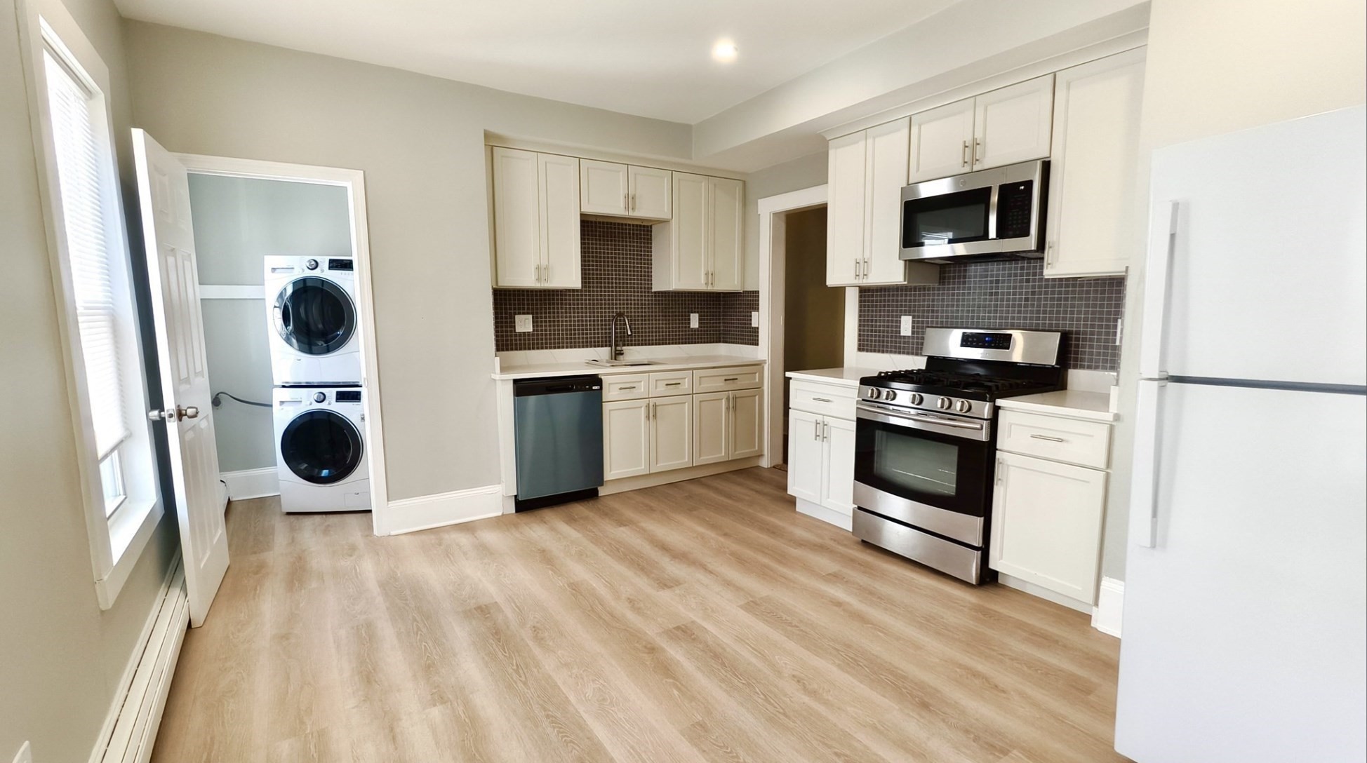 553 Dorchester Ave # 1 Property Photo 1