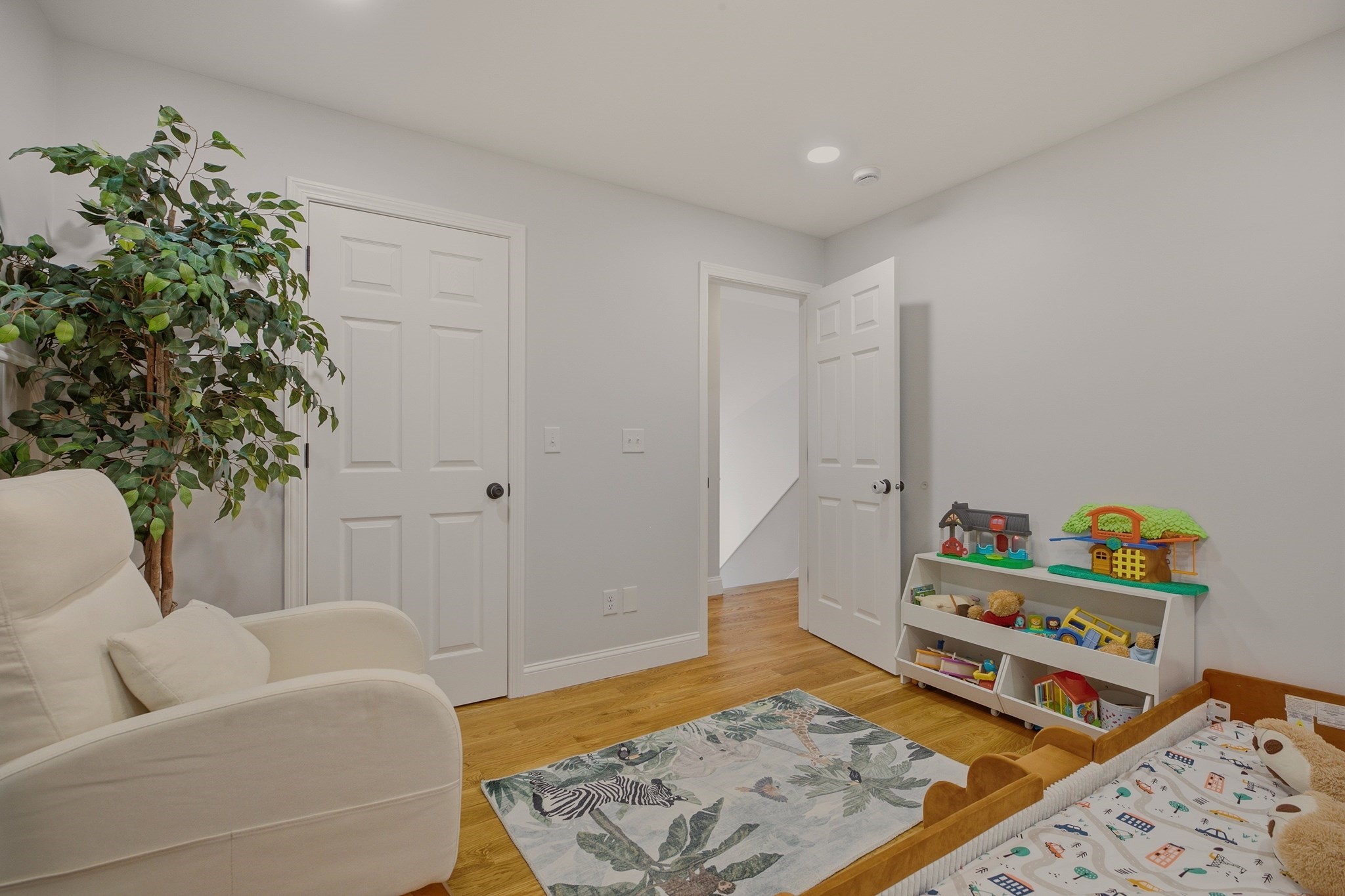 724 Woodman St Property Photo 24