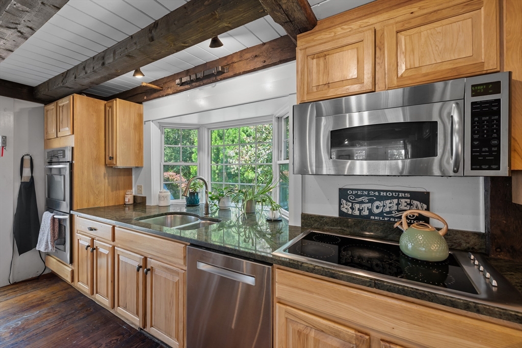 206 South St Property Photo 14