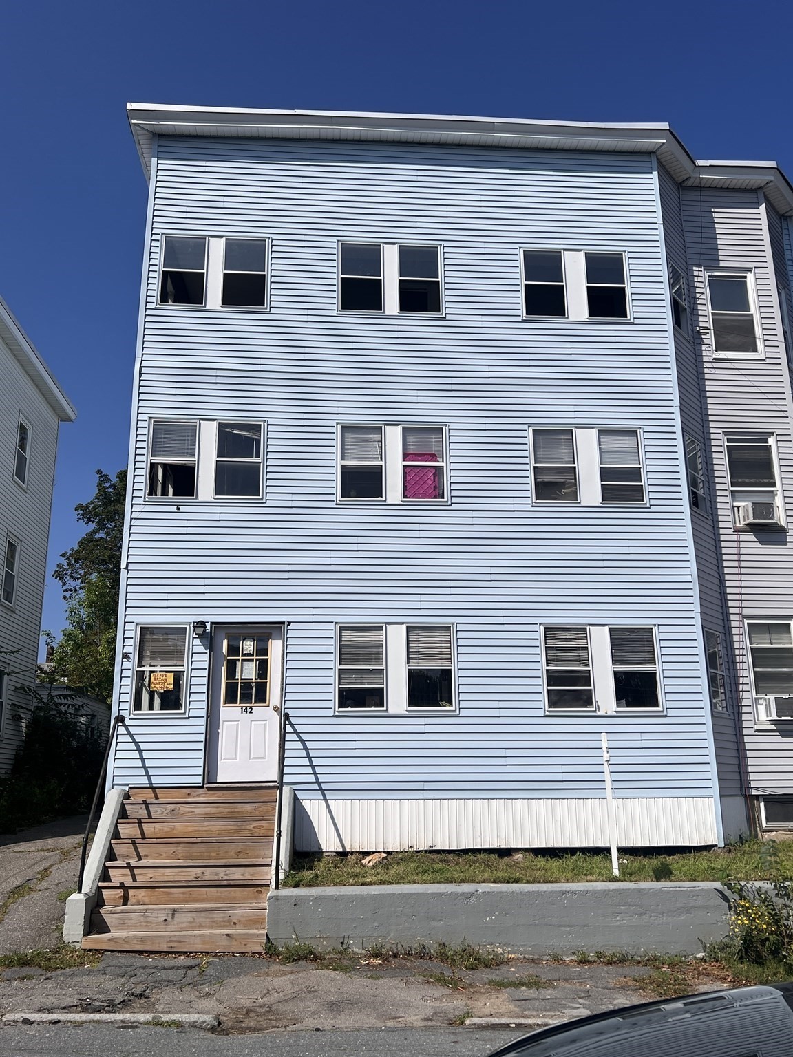 142 Madison St Property Photo 1
