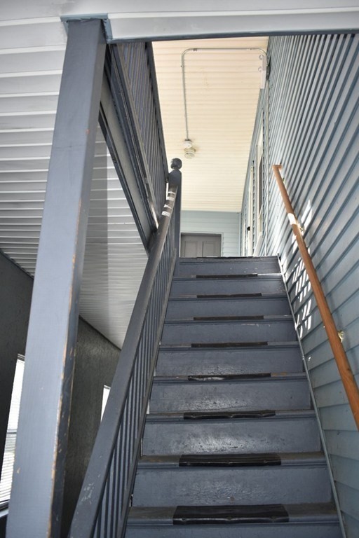 142 Madison St Property Photo 4