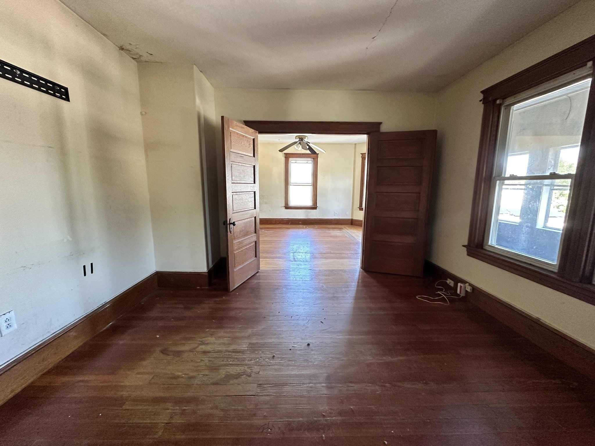 142 Madison St Property Photo 7