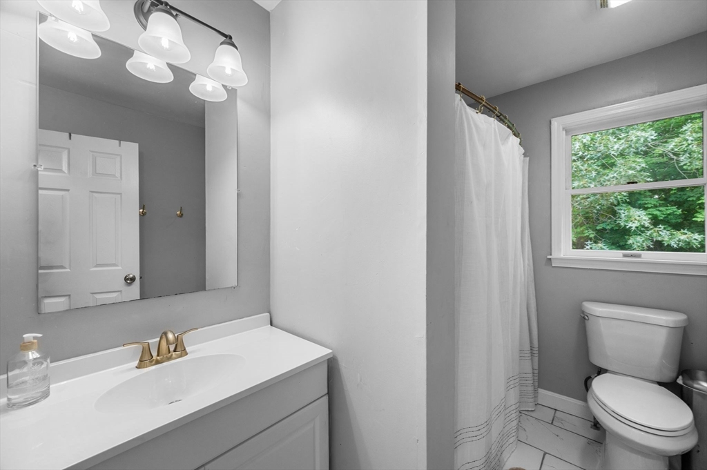 381 Linebrook Rd Property Photo 22