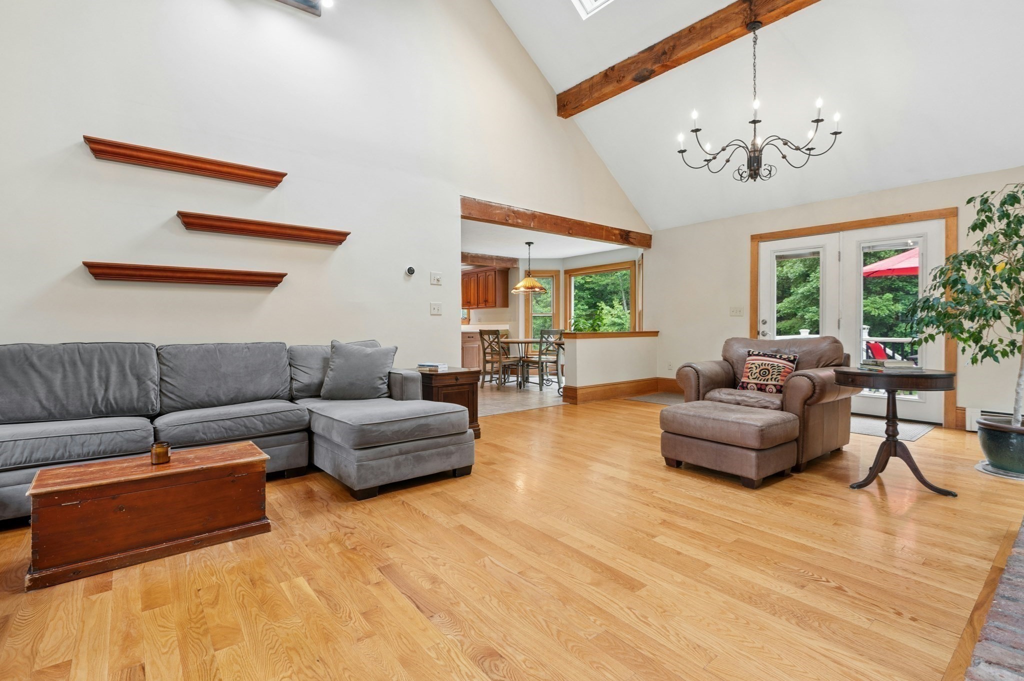 10 Sadler Road Property Photo 8