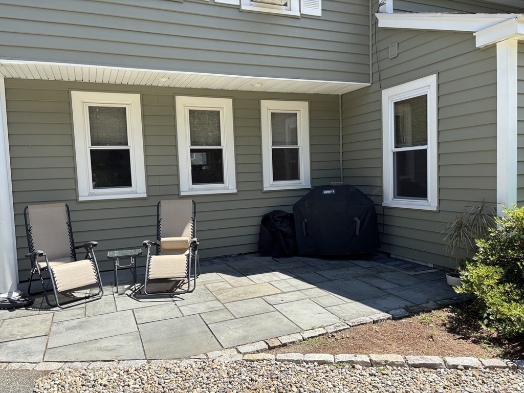 159 Railroad Avenue Property Photo 5