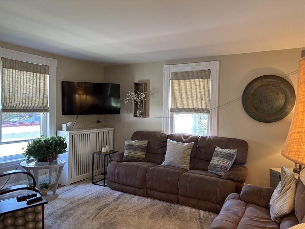 159 Railroad Avenue Property Photo 14