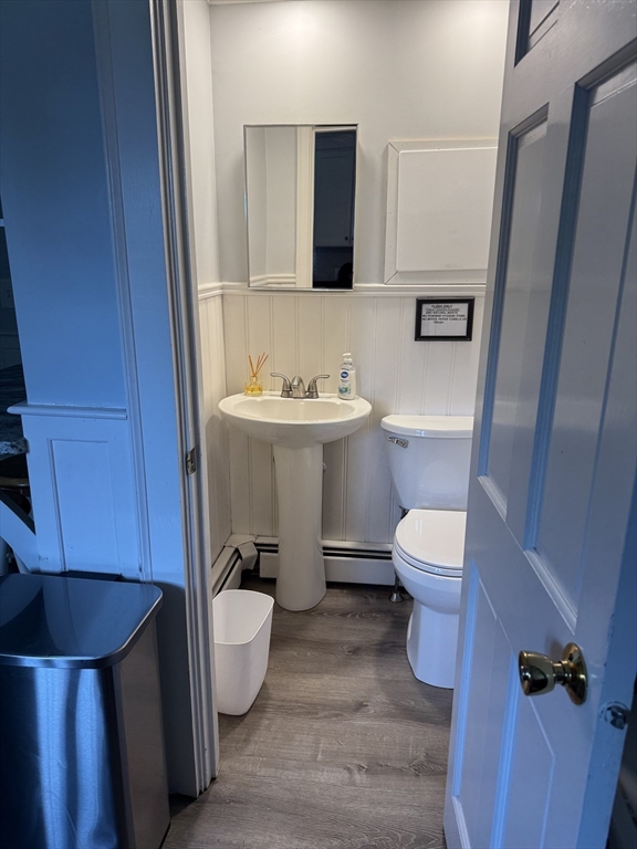 185 College St. Property Photo 8