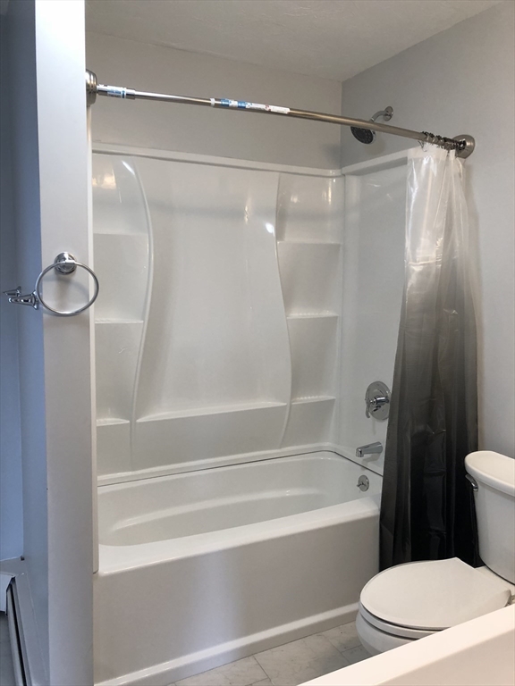 185 College St. Property Photo 19
