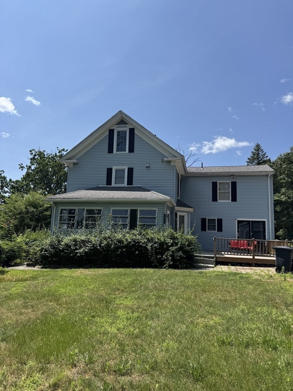 185 College St. Property Photo 26