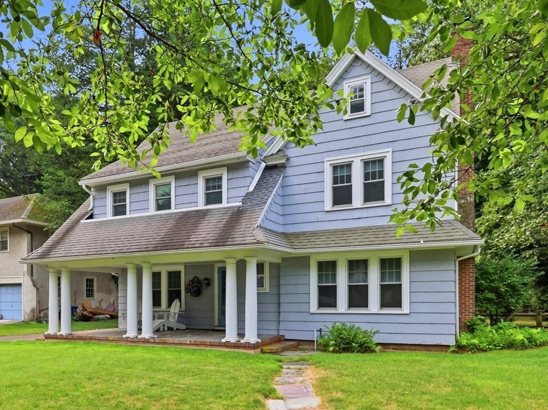 121 Farmington Ave Property Photo 1
