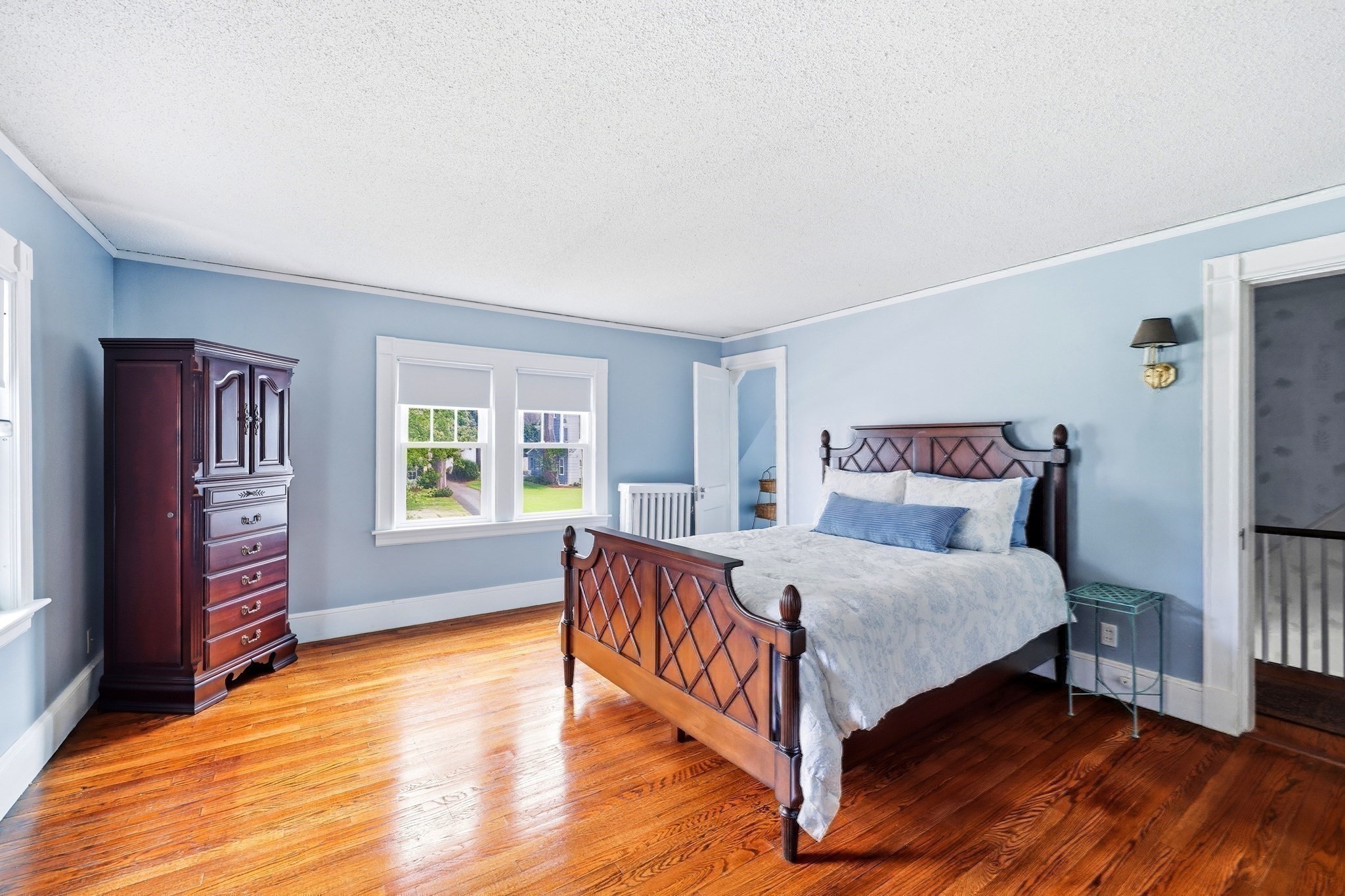 121 Farmington Ave Property Photo 11