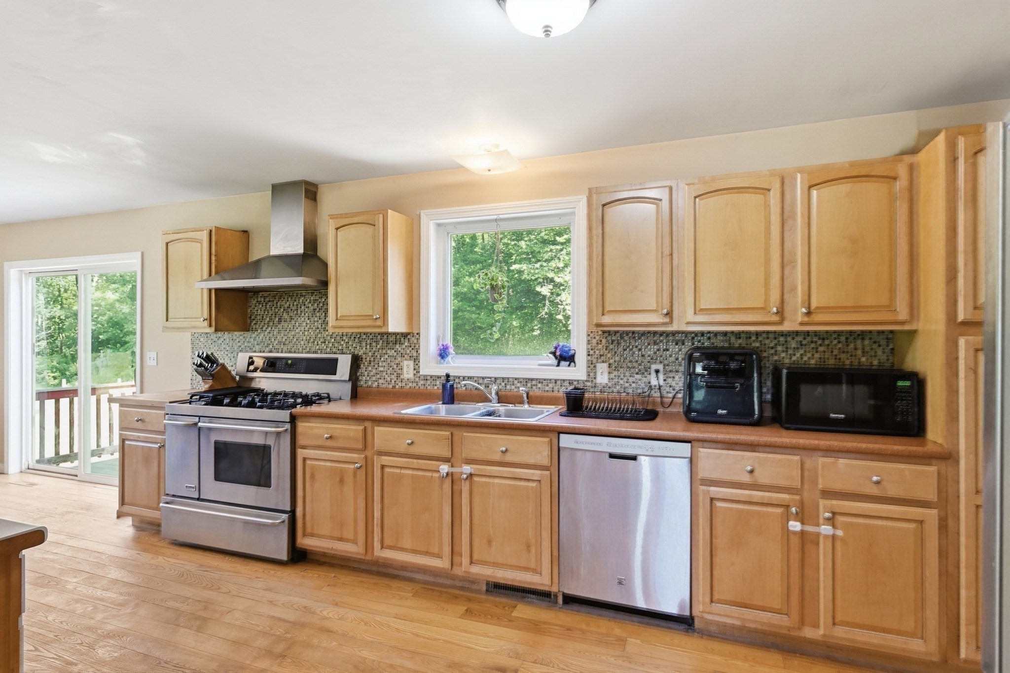 222 Granby Road Property Photo 15
