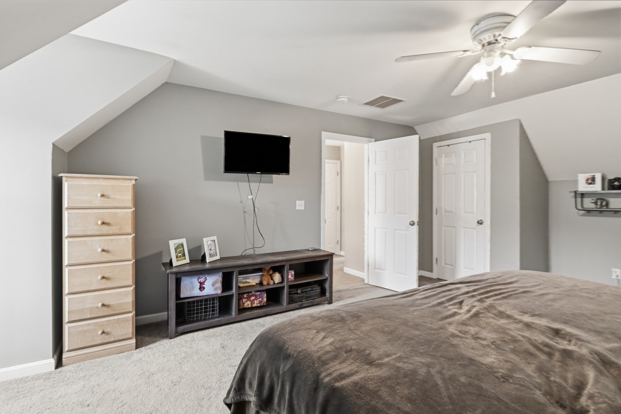 222 Granby Road Property Photo 34