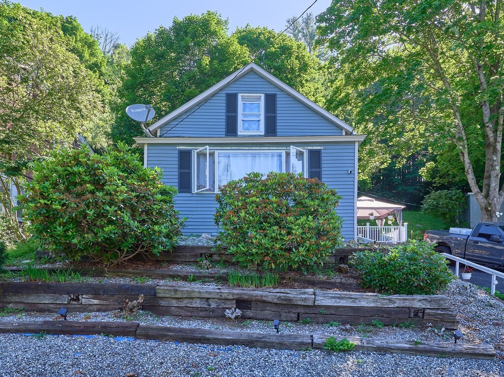 53 Temple Street Property Photo 1
