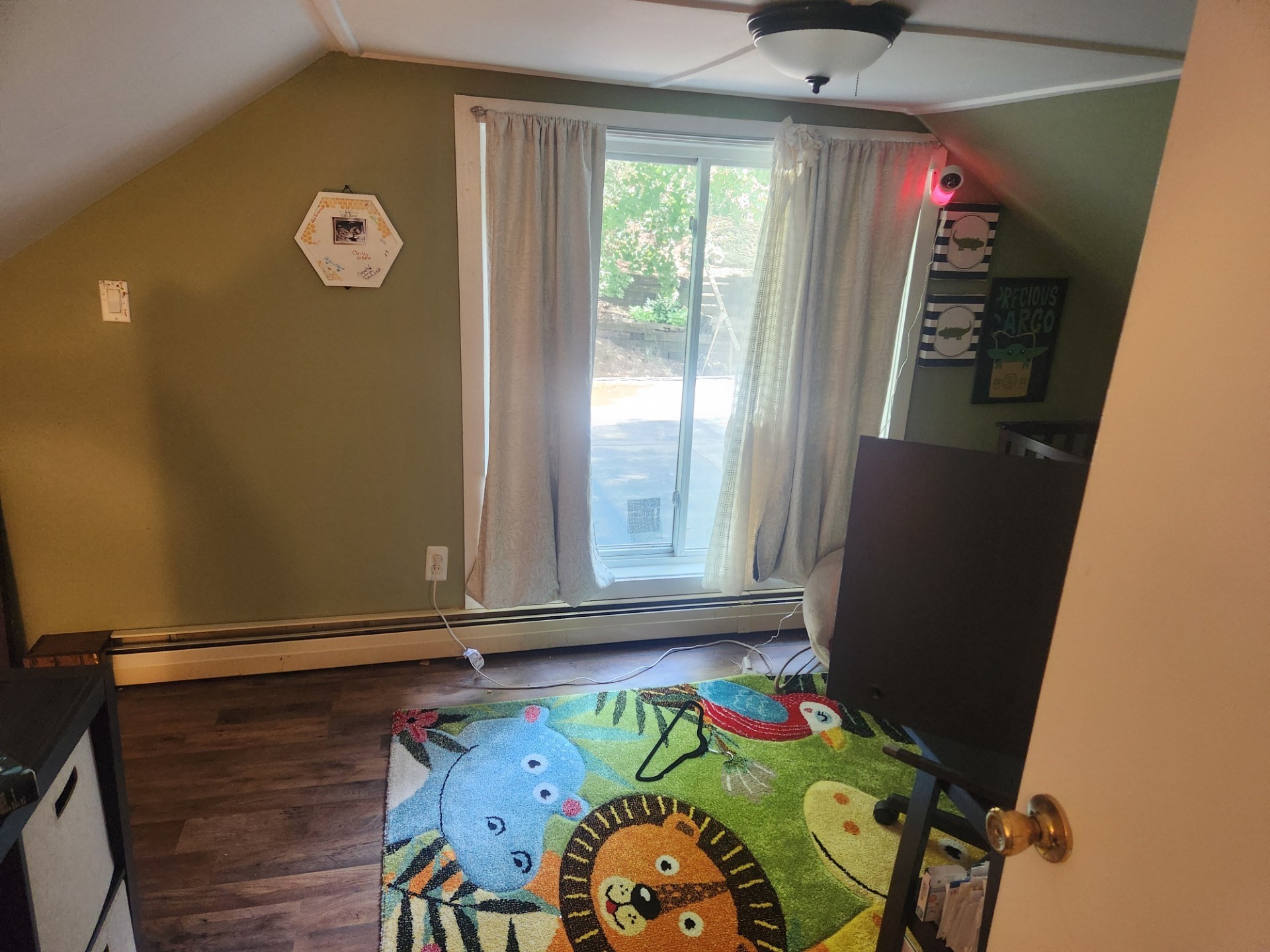 53 Temple Street Property Photo 14