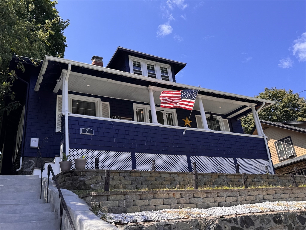 7 Boynton St Property Photo 3