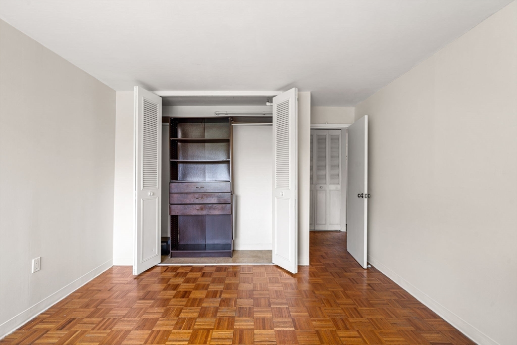 1025 Hancock St # 4a Property Photo 19