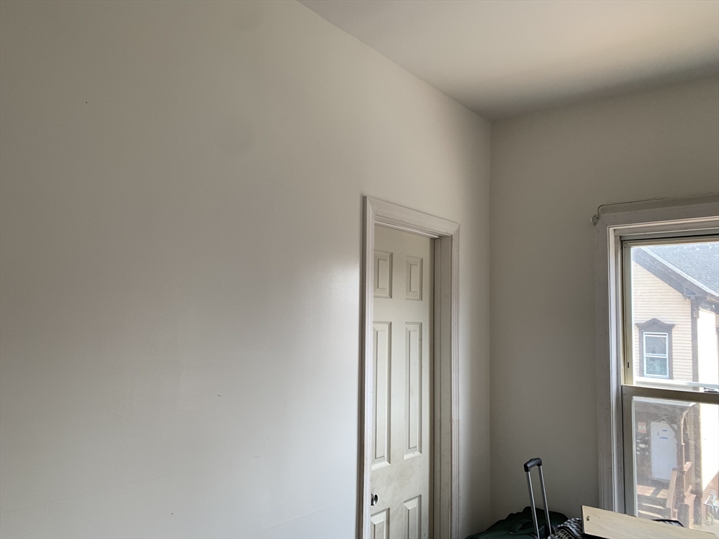 128 Austin St Property Photo 4