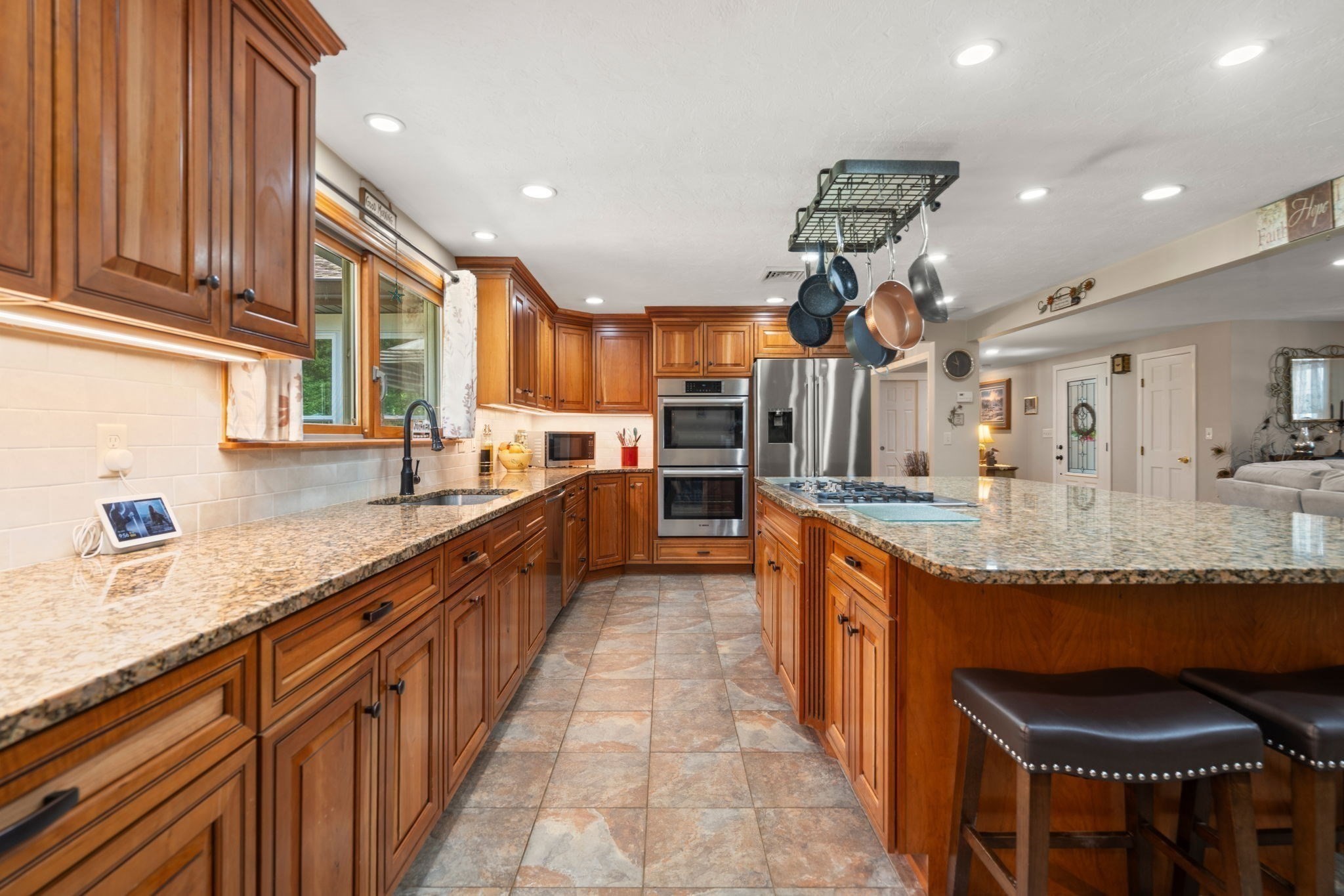 16 Burbank Lane Property Photo 15
