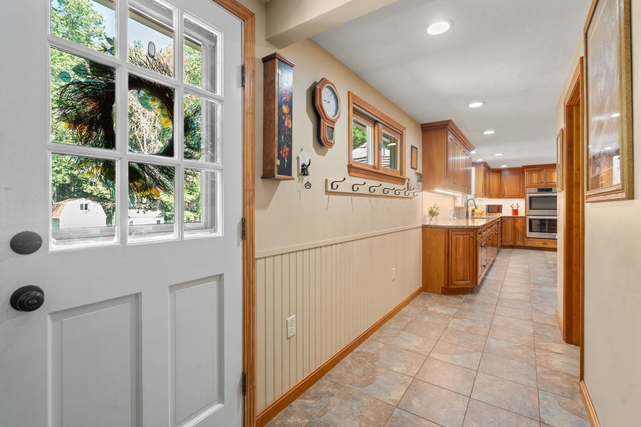 16 Burbank Lane Property Photo 16