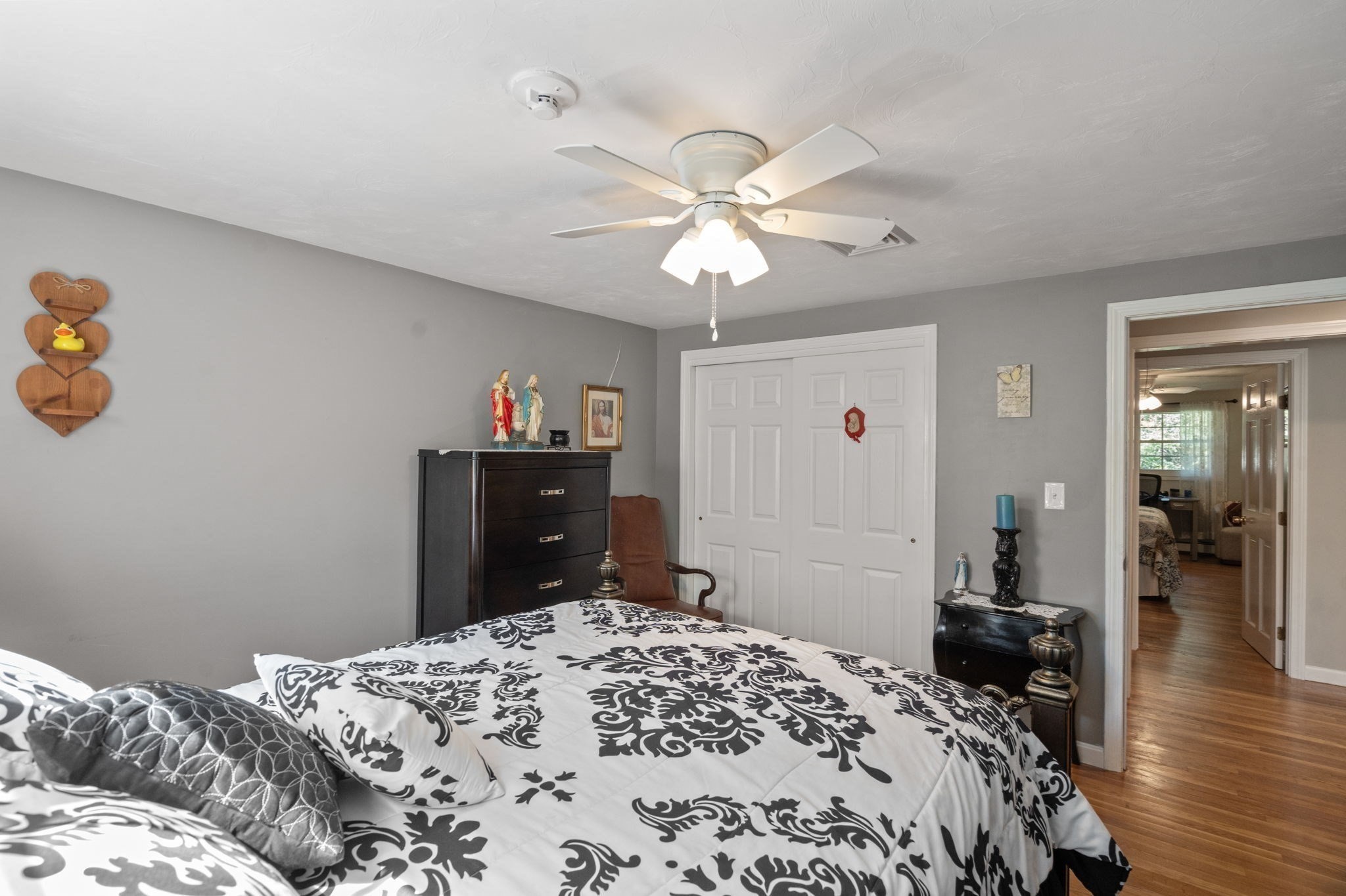 16 Burbank Lane Property Photo 24
