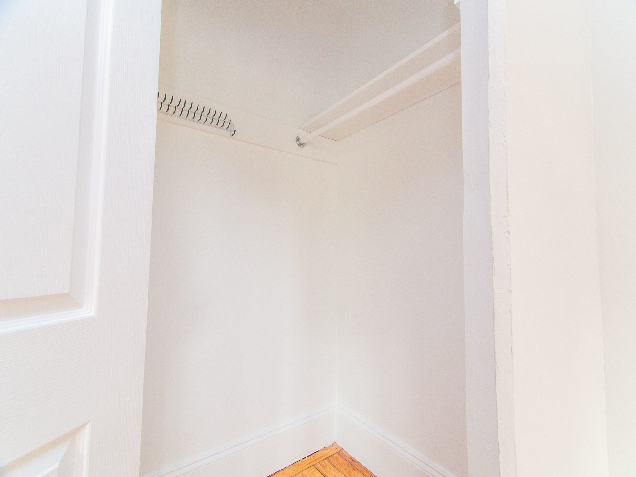 48 Oak Square Ave # 1 Property Photo 19