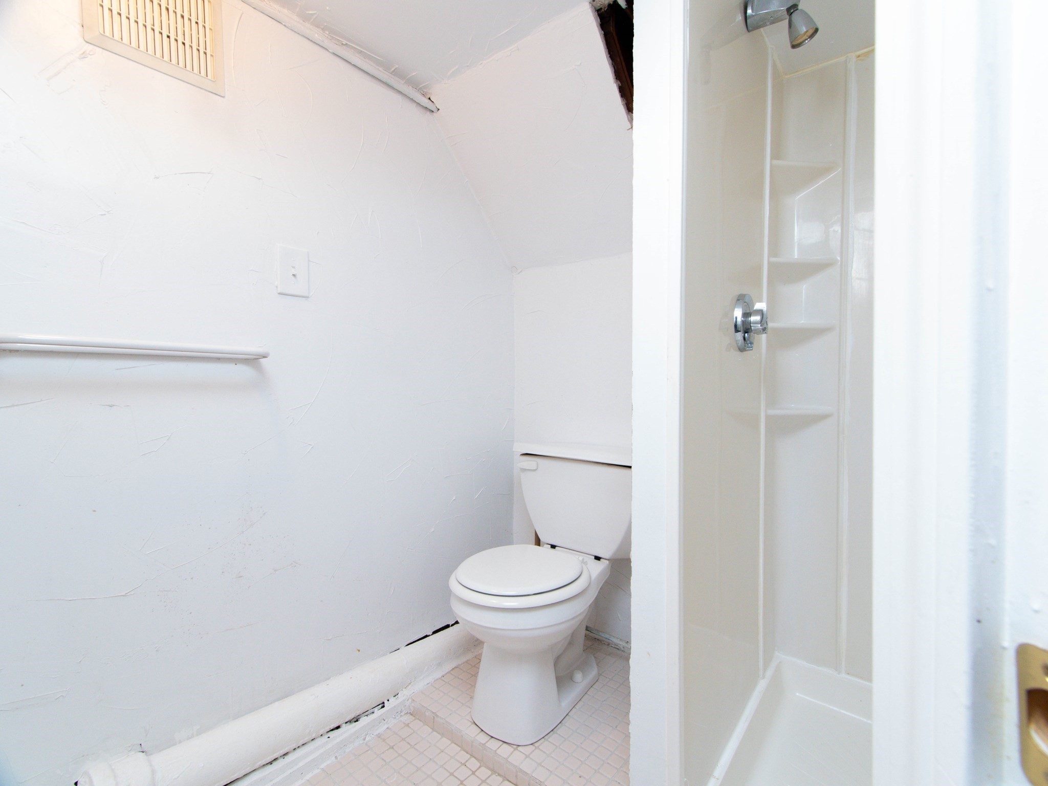 48 Oak Square Ave # 1 Property Photo 27