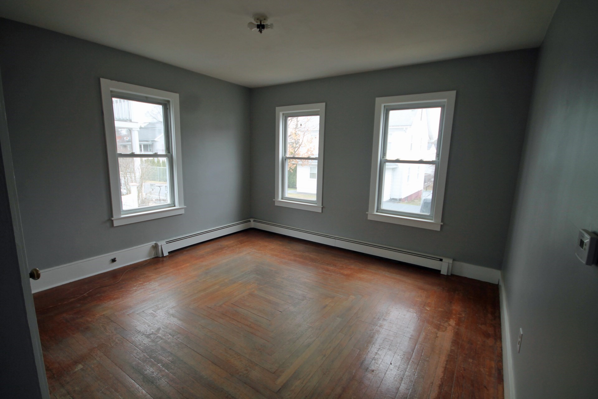 21-23 Maple Ave # 1r Property Photo 6