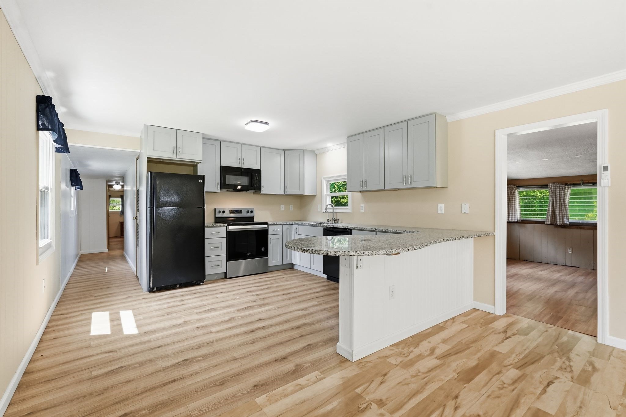 78 Searle Rd Property Photo 12