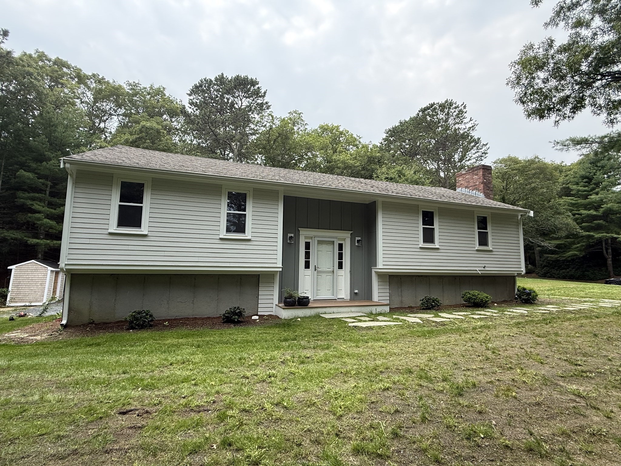 329 Woodside Rd Property Photo 1