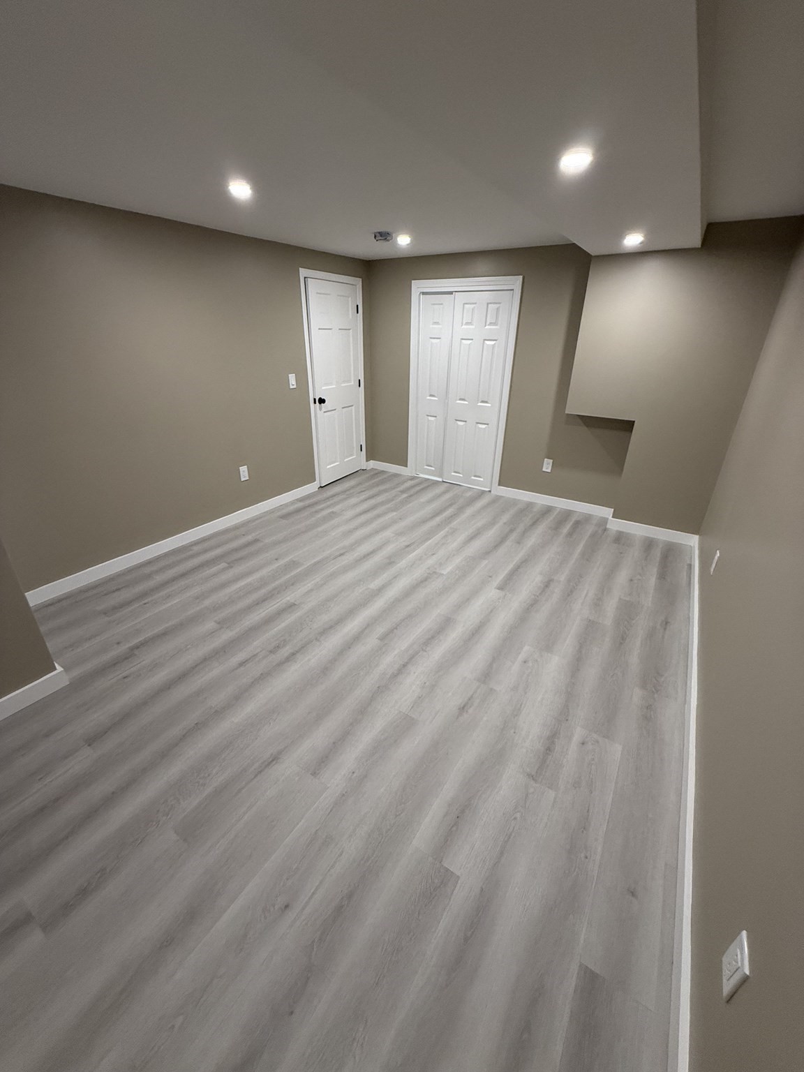 329 Woodside Rd Property Photo 18