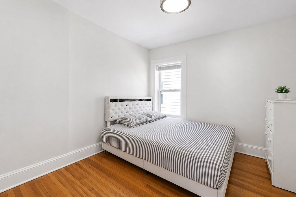 115 Thompson St Property Photo 18
