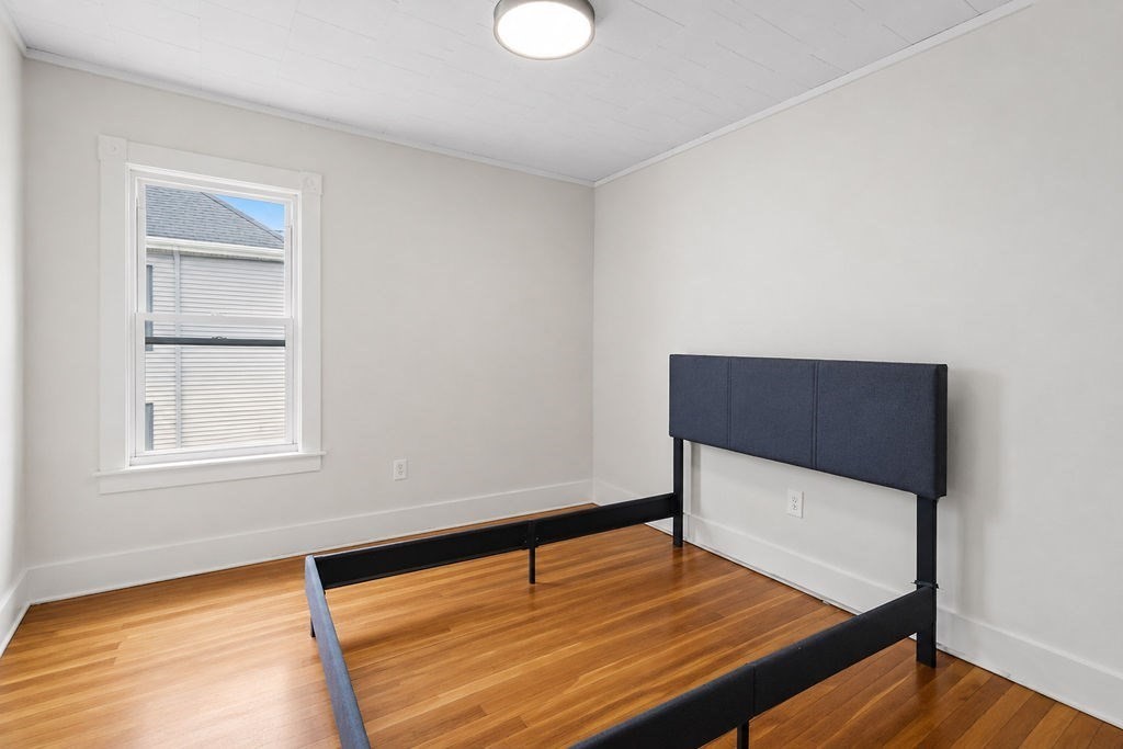 115 Thompson St Property Photo 21