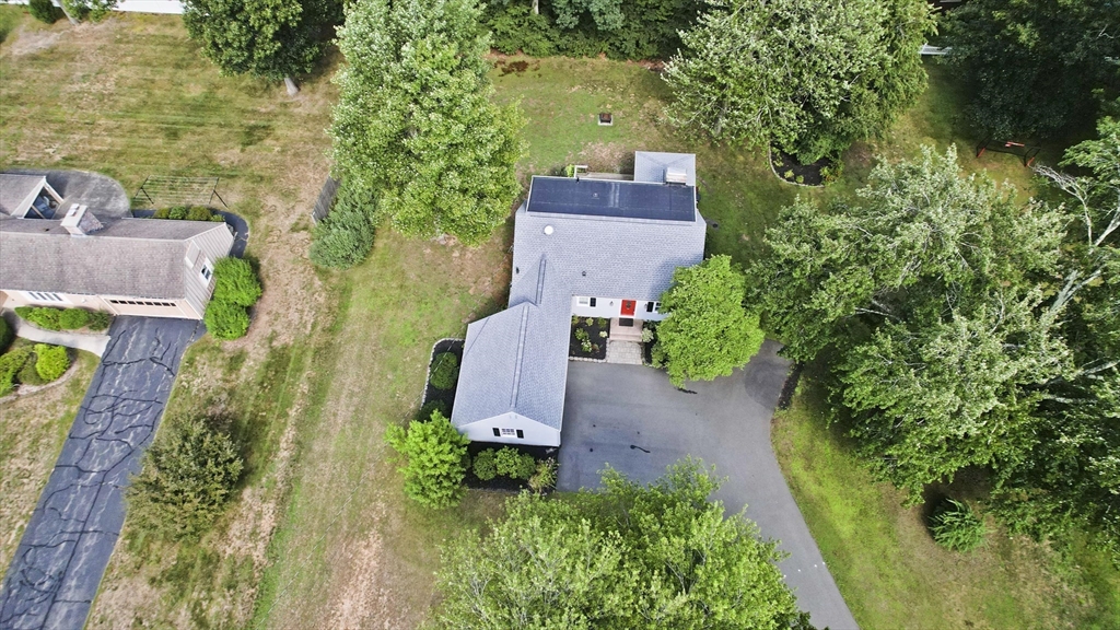 36 Ingersoll Dr Property Photo 3