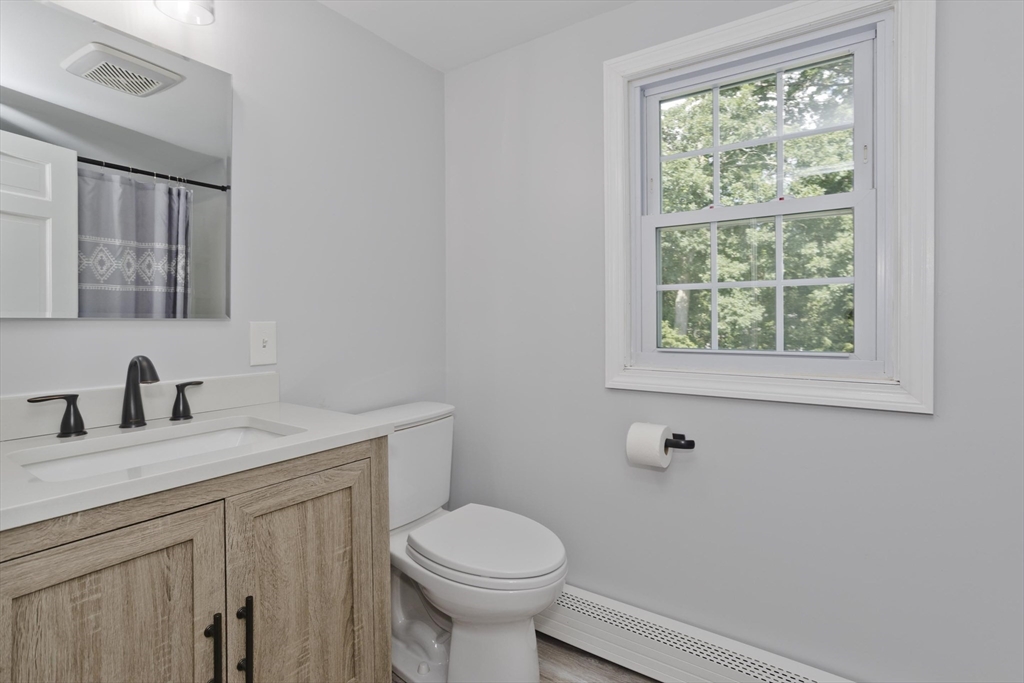 36 Ingersoll Dr Property Photo 4