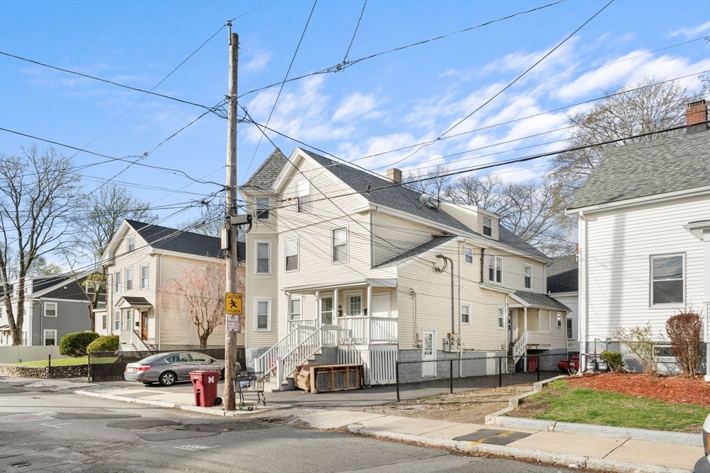 38 & 40 Hurd St Property Photo 1