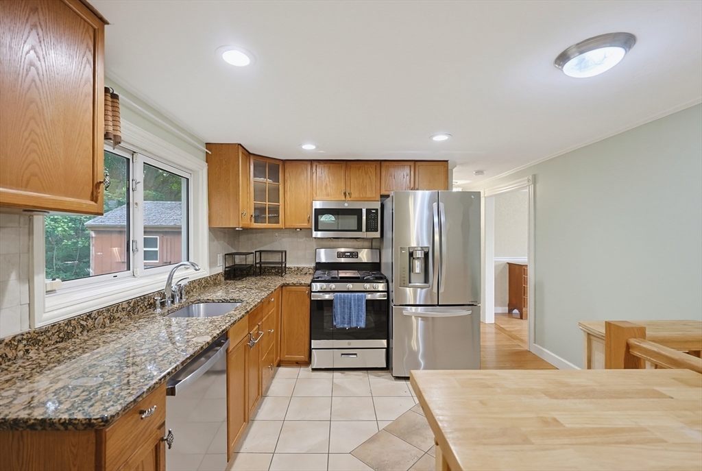 34 Sarah St Property Photo 10